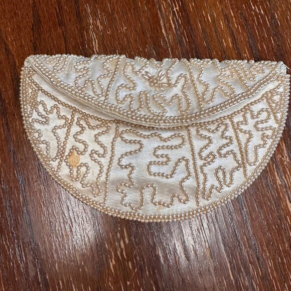 Handbags - Vintage 50s Beaded Champagne Colored Hand Bag Clutch